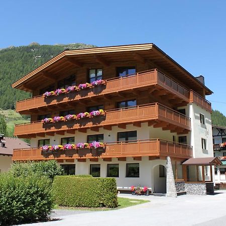 Hotel Haus Fidelis Riml à Sölden Extérieur photo